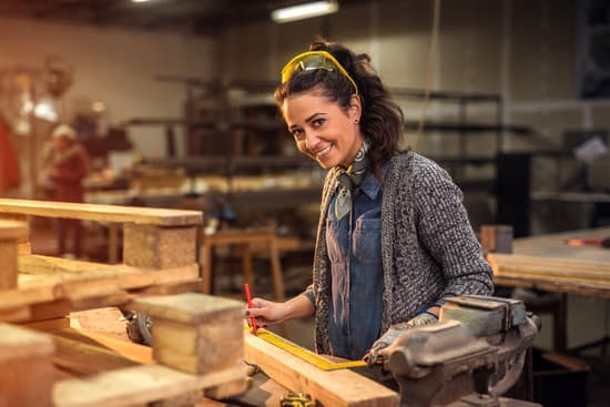 Charpentier à Gap, on apprend à construire pour du durable