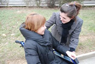 Assistante de vie aux familles, à Toulon on forme pour faciliter l'embauche